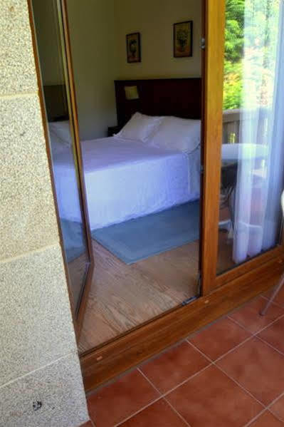 Hotel Entrerobles Sabaris Exterior foto